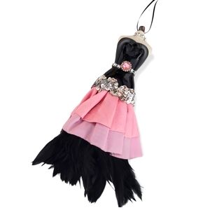 UNIQUE CREATIONS Vintage Handcrafted Fancy Cleaning Duster